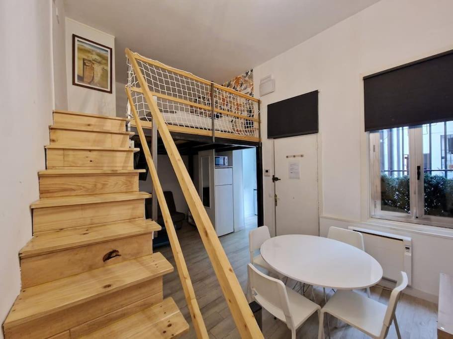 Mediodia Chica Apartamento Tipo Loft En La Latina Madri Exterior foto